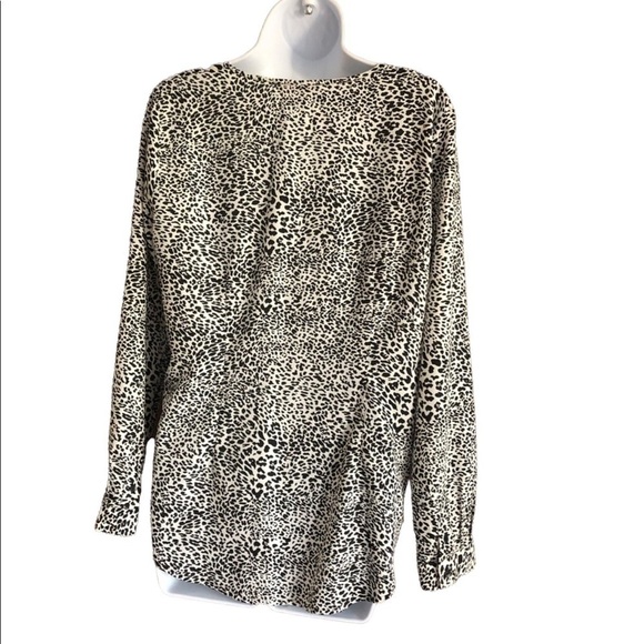 Violet & Claire | Animal print Blouse - Picture 4 of 7